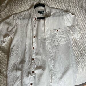 Men’s Orvis button shirt in excellent condition